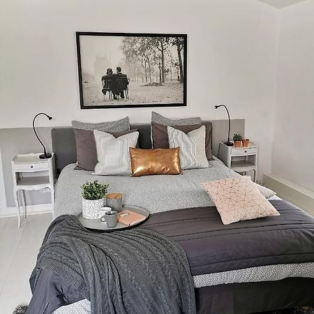 Aux Champes Bed & Breakfast Saussignac Bagian luar foto